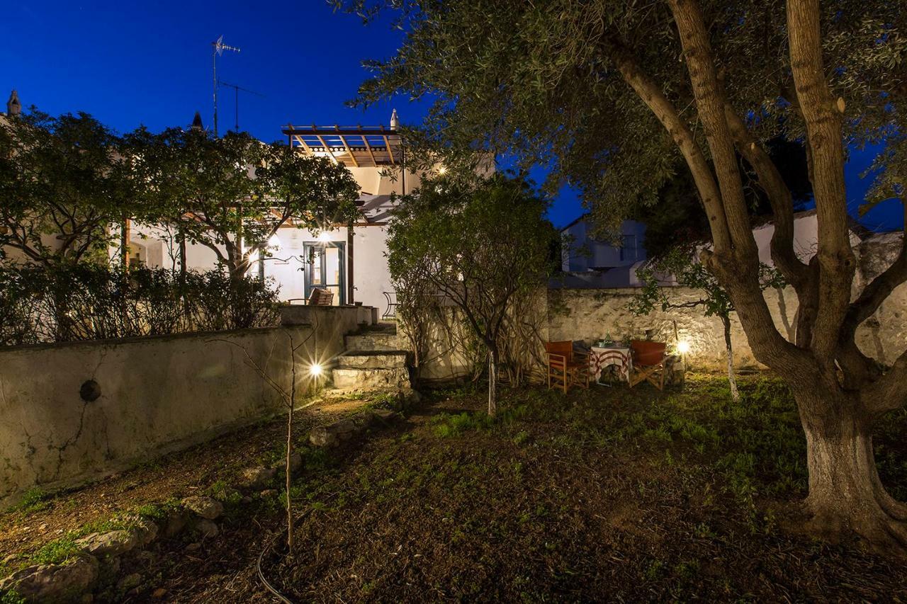 Penzion Two Olive Trees Spétses Exteriér fotografie